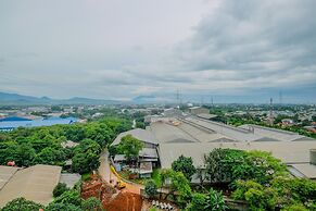 Best Deal And Homey Studio At Gunung Putri Square Apartment