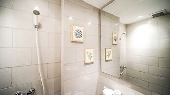 Simple And Homey 2Br At Benson Supermall Mansion Apartment