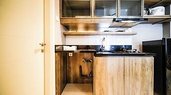 Simple And Homey 2Br At Benson Supermall Mansion Apartment