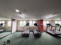 Best Deal And Nice 2Br Apartment At Parahyangan Residence