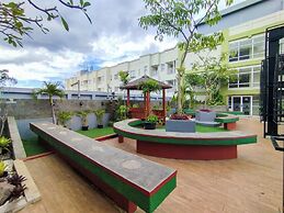 Best Deal And Nice 2Br Apartment At Parahyangan Residence