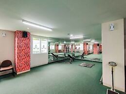 Best Deal And Nice 2Br Apartment At Parahyangan Residence