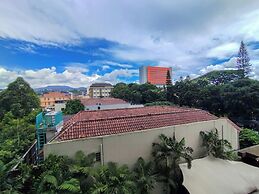 Best Deal And Nice 2Br Apartment At Parahyangan Residence