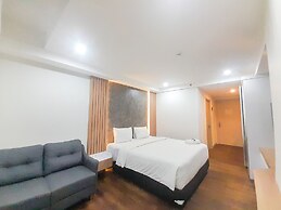 Tranquil And Modern Studio At Mataram City Apartment