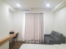 Tranquil And Modern Studio At Mataram City Apartment