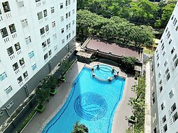 Great Choice And Comfortable 2Br At Green Pramuka City Apartment