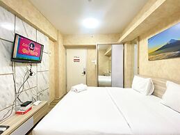 Minimalist Studio (No Kitchen) At Green Bay Pluit Apartment