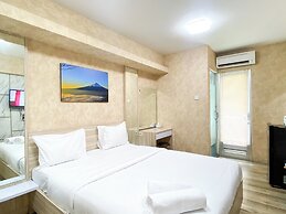 Minimalist Studio (No Kitchen) At Green Bay Pluit Apartment