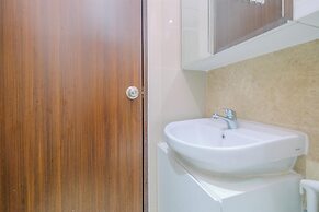 Cozy And Clean 2Br At Transpark Cibubur Apartment