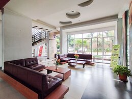 Best Choice 2Br Apartment At The Edge Bandung