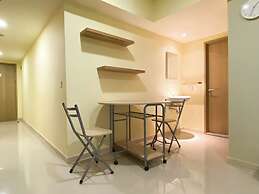 Modern 2Br At Meikarta Apartment