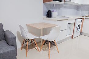 Comfort Living And Homey 1Br Tamansari Bintaro Mansion Apartment