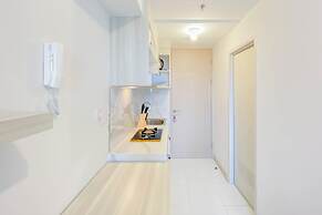 Cozy And Well Furnished Studio Tokyo Riverside Pik 2 Apartment