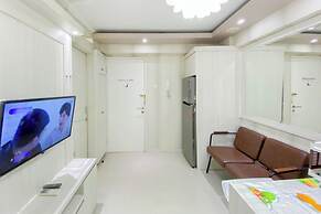 Comfortable And Homey 2Br At Bassura City Apartment