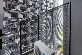 Simply Look Studio Apartment Carstensz Residence