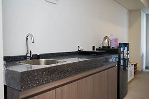 Simply Look Studio Apartment Carstensz Residence