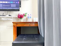 Good And Homey Studio At Gateway Park Lrt City Bekasi Apartment