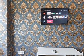 Good And Homey 2Br At Nifarro Park Apartment