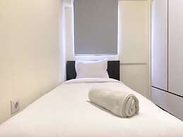 Comfort 2Br With Work Space At Meikarta Apartment