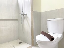 Comfort 2Br With Work Space At Meikarta Apartment