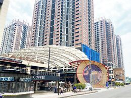 Modern Look 2Br Meikarta Apartment