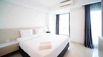 Modern And Comfy Studio At Grand Sungkono Lagoon Apartment