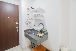 Great Deal And Homey Studio At Transpark Cibubur Apartment