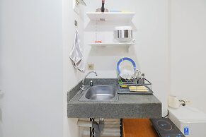 Great Deal And Homey Studio At Transpark Cibubur Apartment