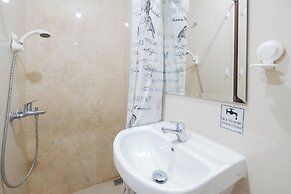 Great Deal And Homey Studio At Transpark Cibubur Apartment