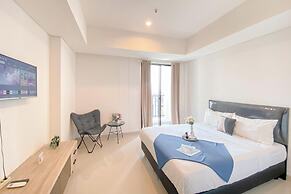 Spacious And Homey Studio At Cleon Park Apartment