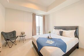 Spacious And Homey Studio At Cleon Park Apartment