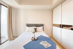 Spacious And Homey Studio At Cleon Park Apartment