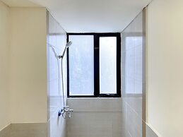 Homey 2Br With Work Space At Meikarta Apartment