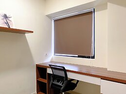 Homey 2Br With Work Space At Meikarta Apartment