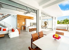 Entire Villa in Long Bay Beach