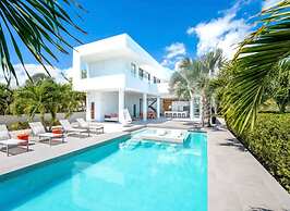 Entire Villa in Long Bay Beach