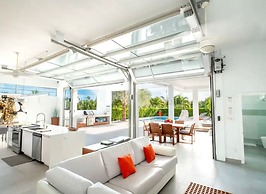Entire Villa in Long Bay Beach