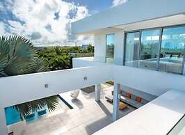 Entire Villa in Long Bay Beach