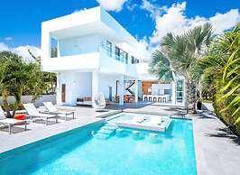 Entire Villa in Long Bay Beach