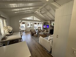 Balboa Island Beach Cottage