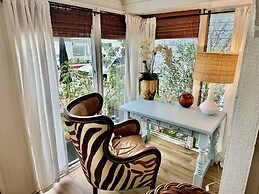 Balboa Island Beach Cottage