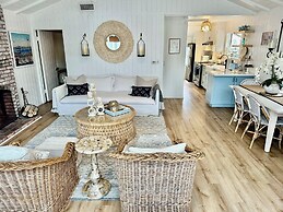 Balboa Island Beach Cottage