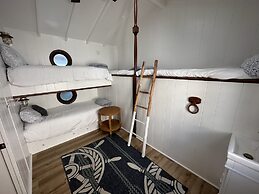 Balboa Island Beach Cottage