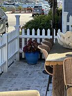 Balboa Island Beach Cottage