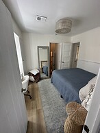 Balboa Island Beach Cottage