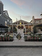 Balboa Island Beach Cottage