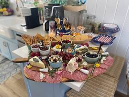 Balboa Island Beach Cottage