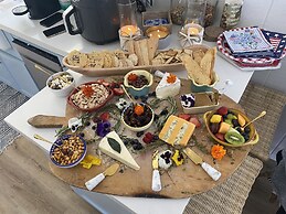 Balboa Island Beach Cottage