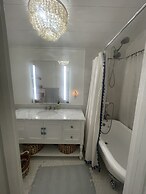 Balboa Island Beach Cottage