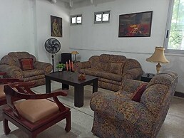 201 Apartamento Completo Rers en Versalles 3 Habitaciones - Cali Tower